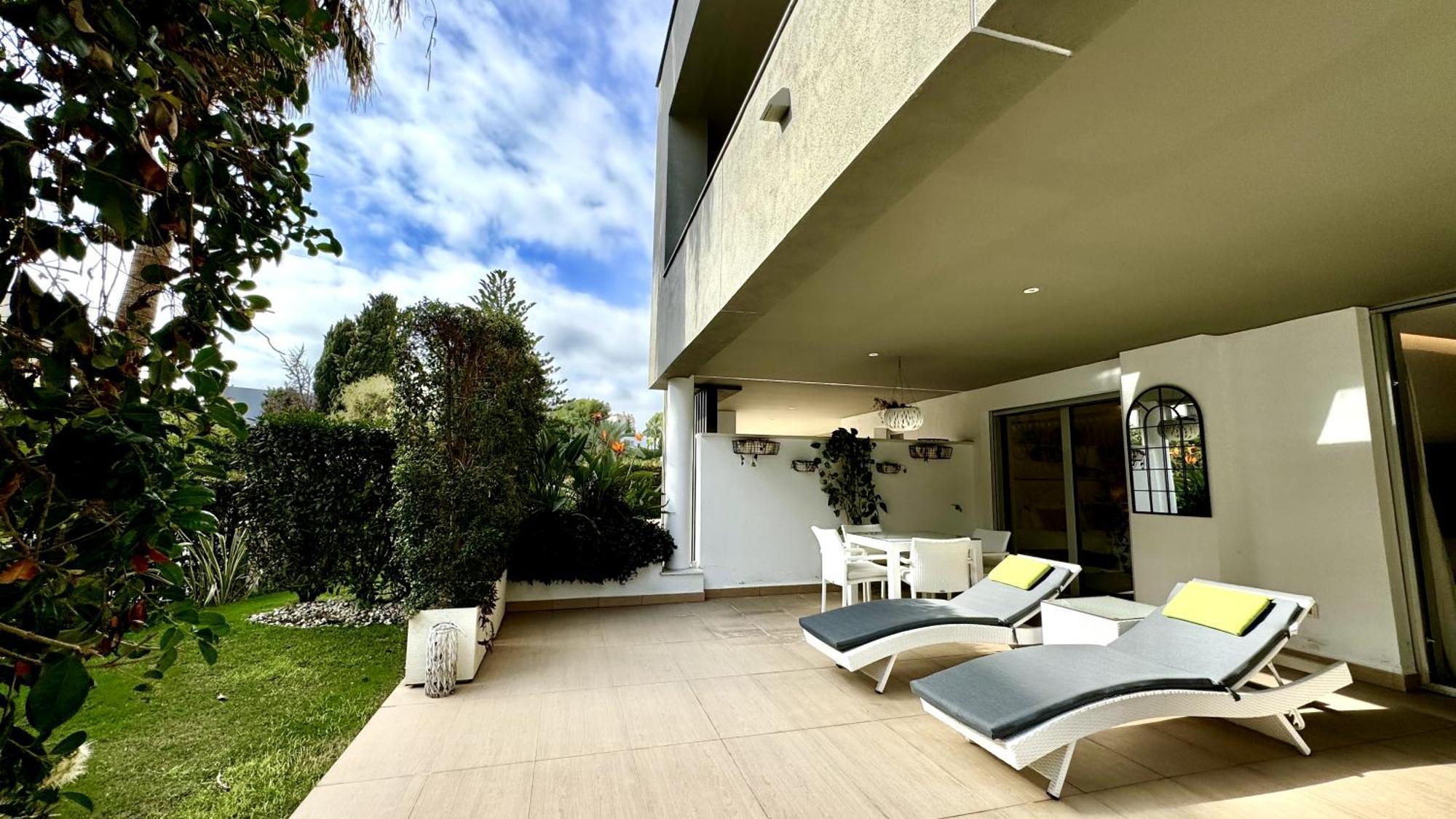 Modern Flat With Private Garden In Royal Banus Apartment Marbella