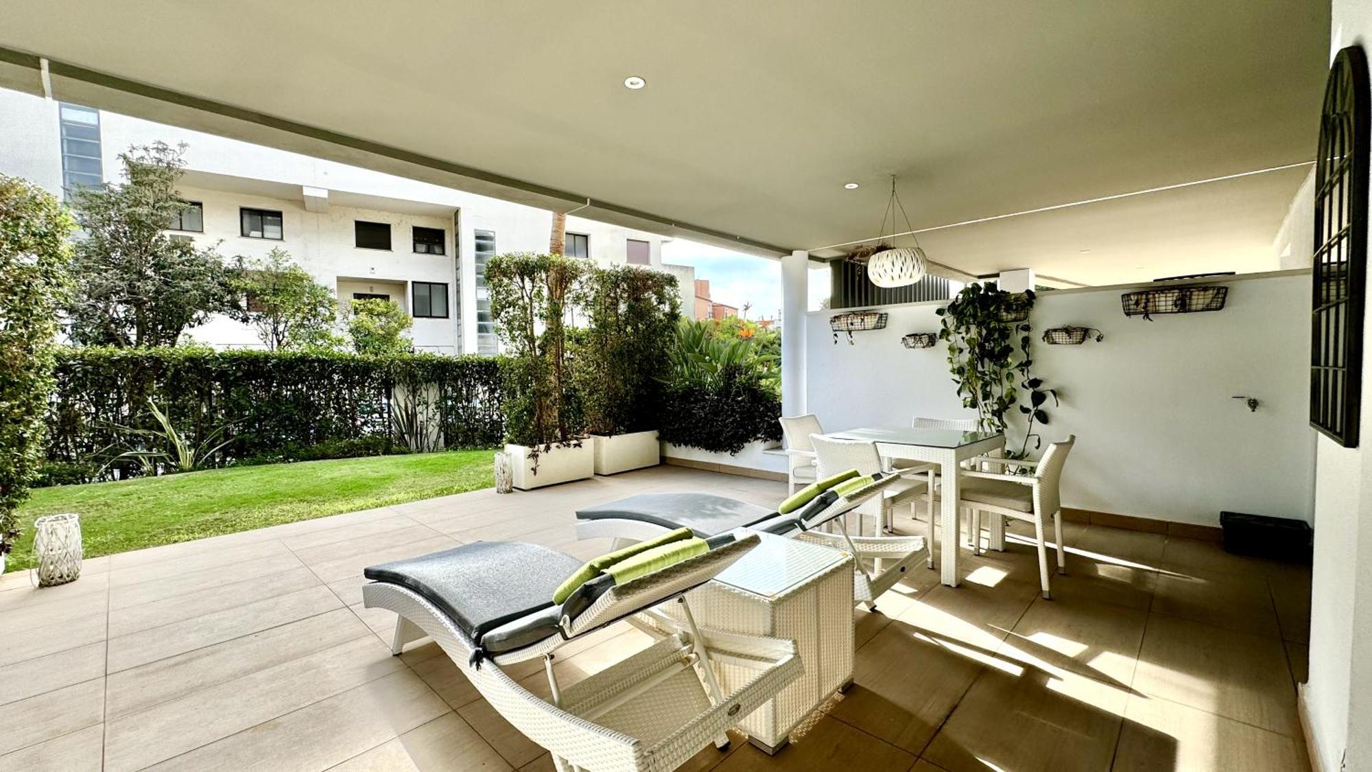 Modern Flat With Private Garden In Royal Banus Apartment *
