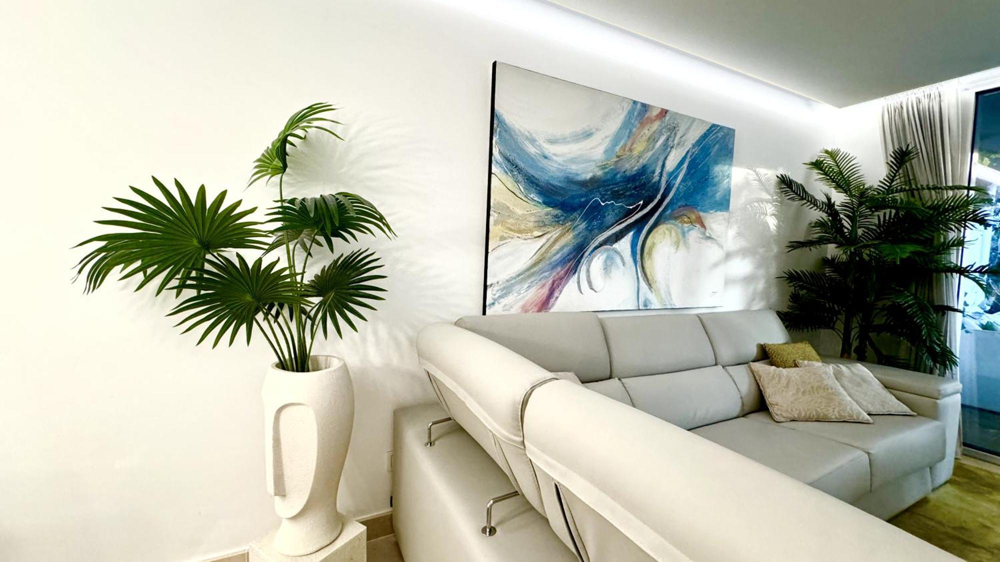 Modern Flat With Private Garden In Royal Banus * Marbella